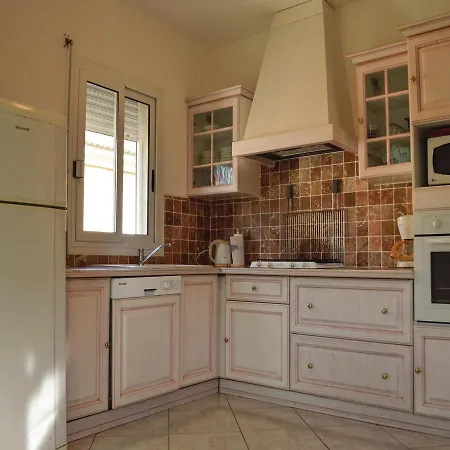 Two-bedroom Holiday In *